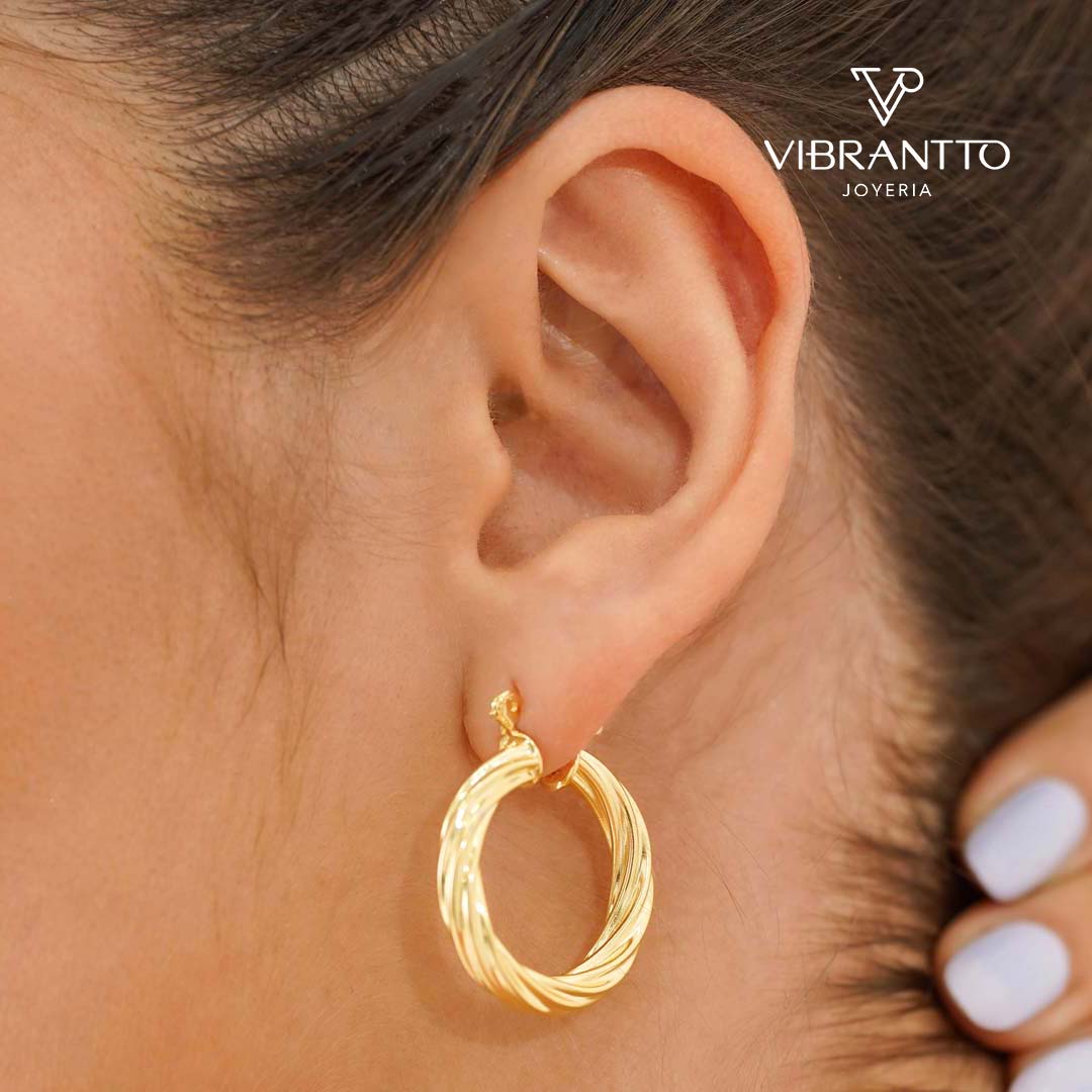 Candonga Twisted Stripes 1. Oro Laminado 18k - Vibrantto.com - Colombia