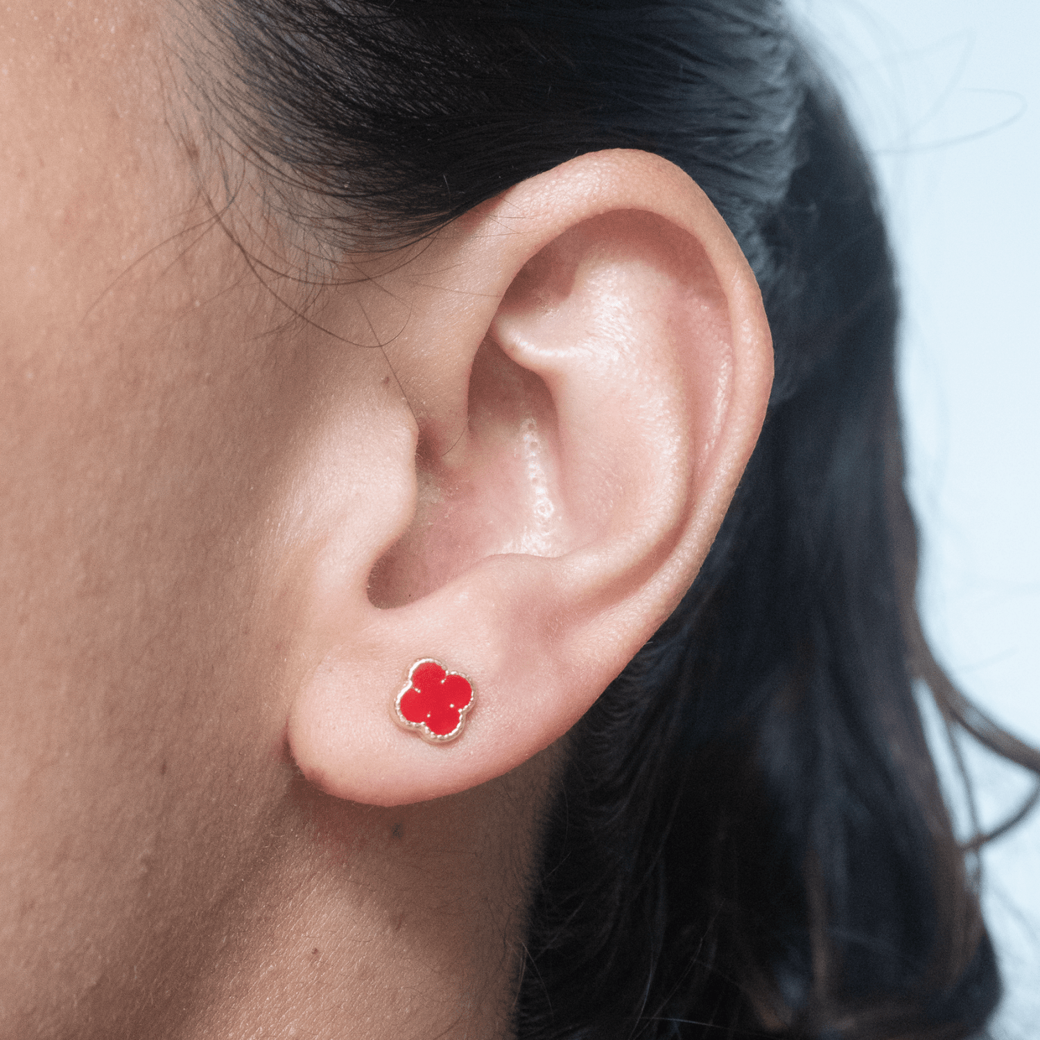 Topo Trebol Rojo Rosca Seguridad - Vibrantto Joyas y Accesorios - TS011