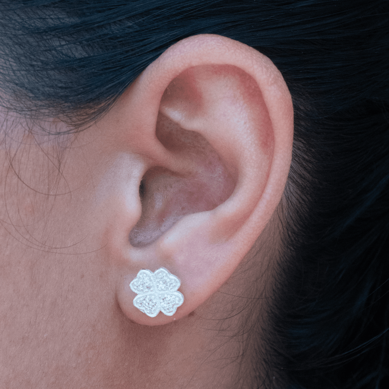 Topo Trebol Circones - Vibrantto Joyas y Accesorios - P34149