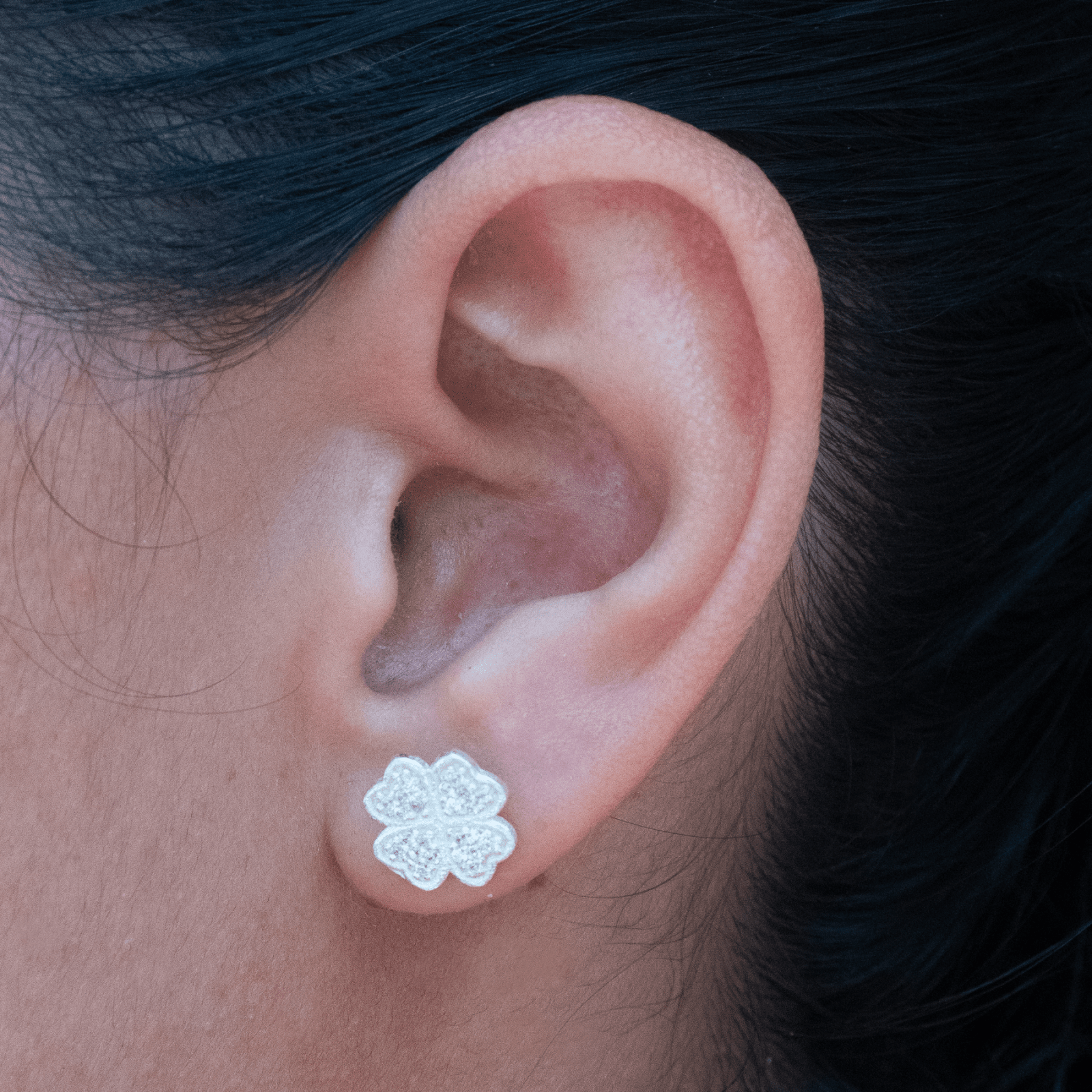 Topo Trebol Circones - Vibrantto Joyas y Accesorios - P34149