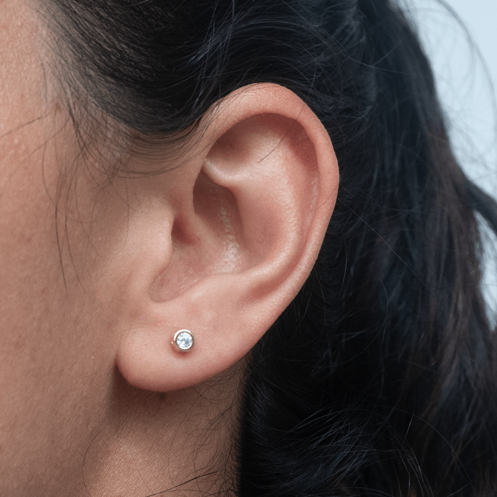 Topo circon bisel 4mm cristal - Vibrantto Joyas y Accesorios - 9021624