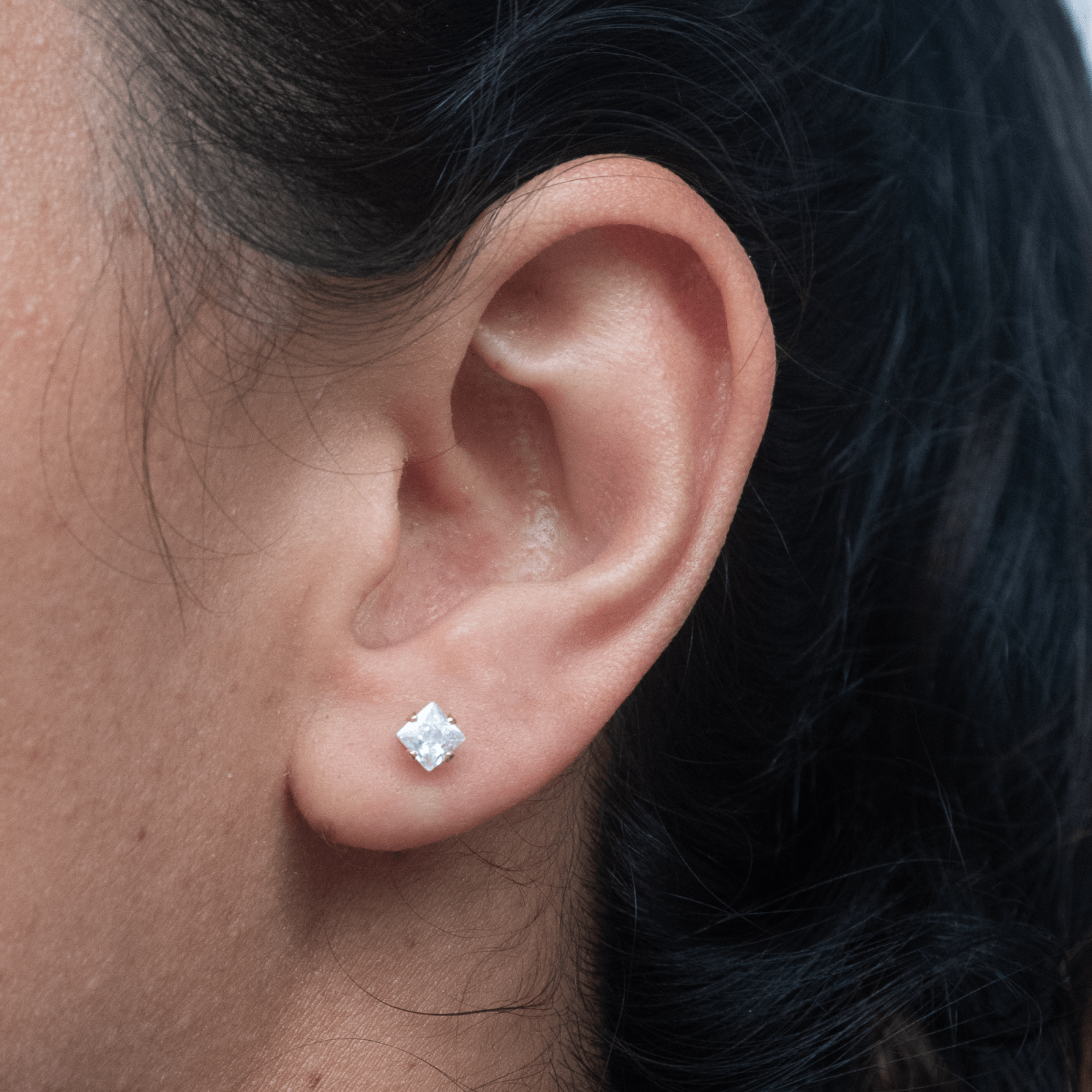 Topo circon cuadrado cristal - Vibrantto Joyas y Accesorios - 9020092