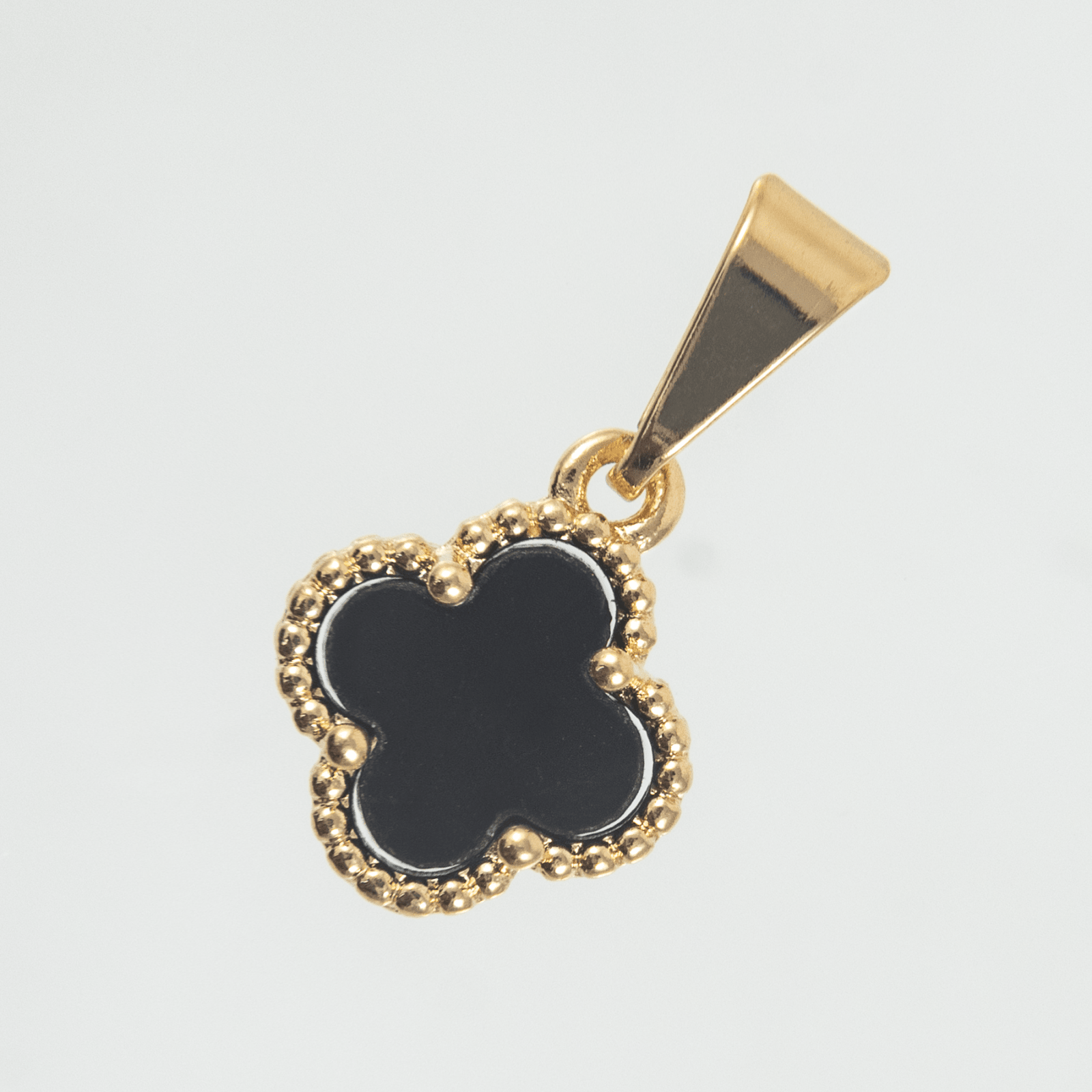 Dije Trebol VC Negro Mini 1cm - Vibrantto Joyas y Accesorios - OC26902