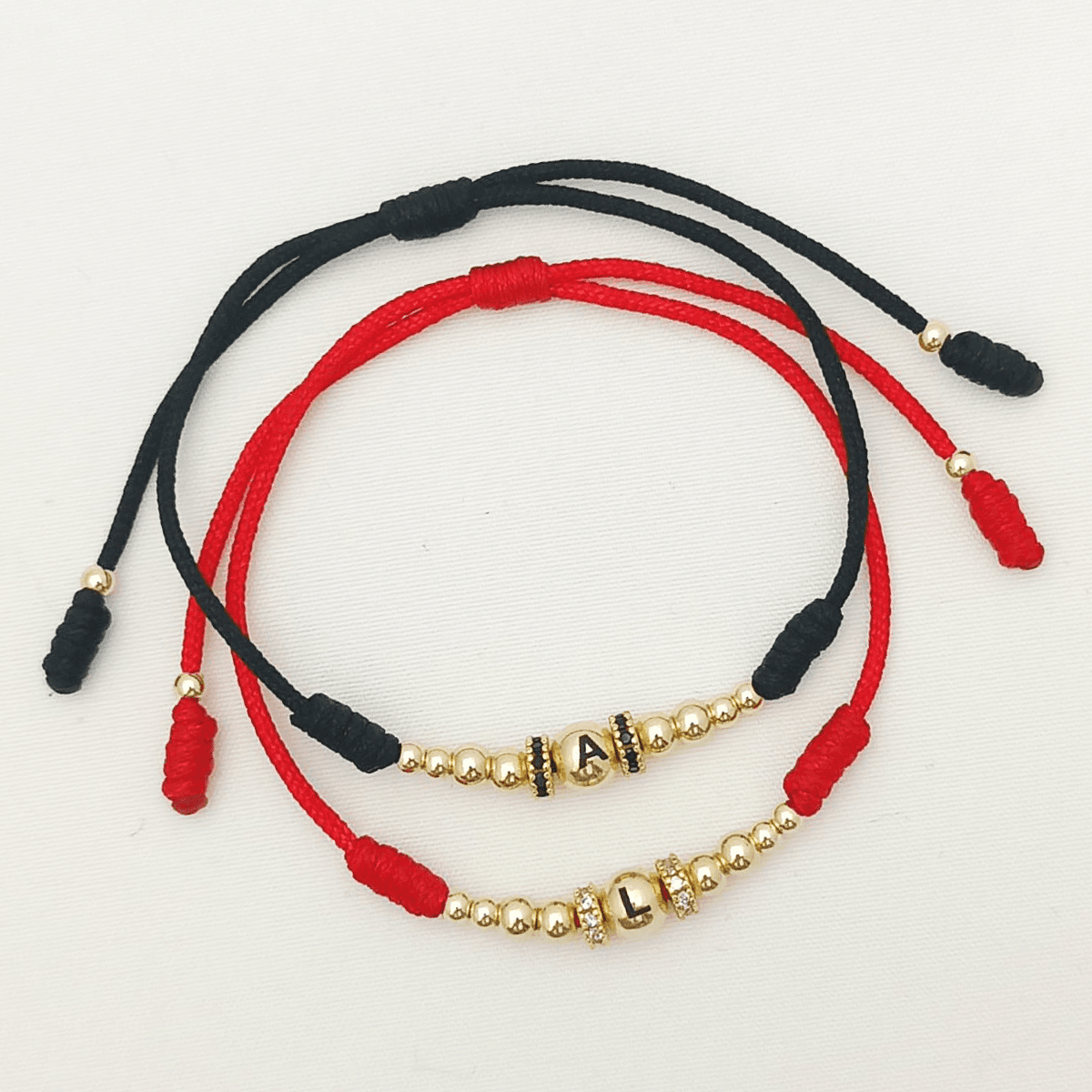 Manilla Pareja Iniciales Escala Rondel - Vibrantto Joyería