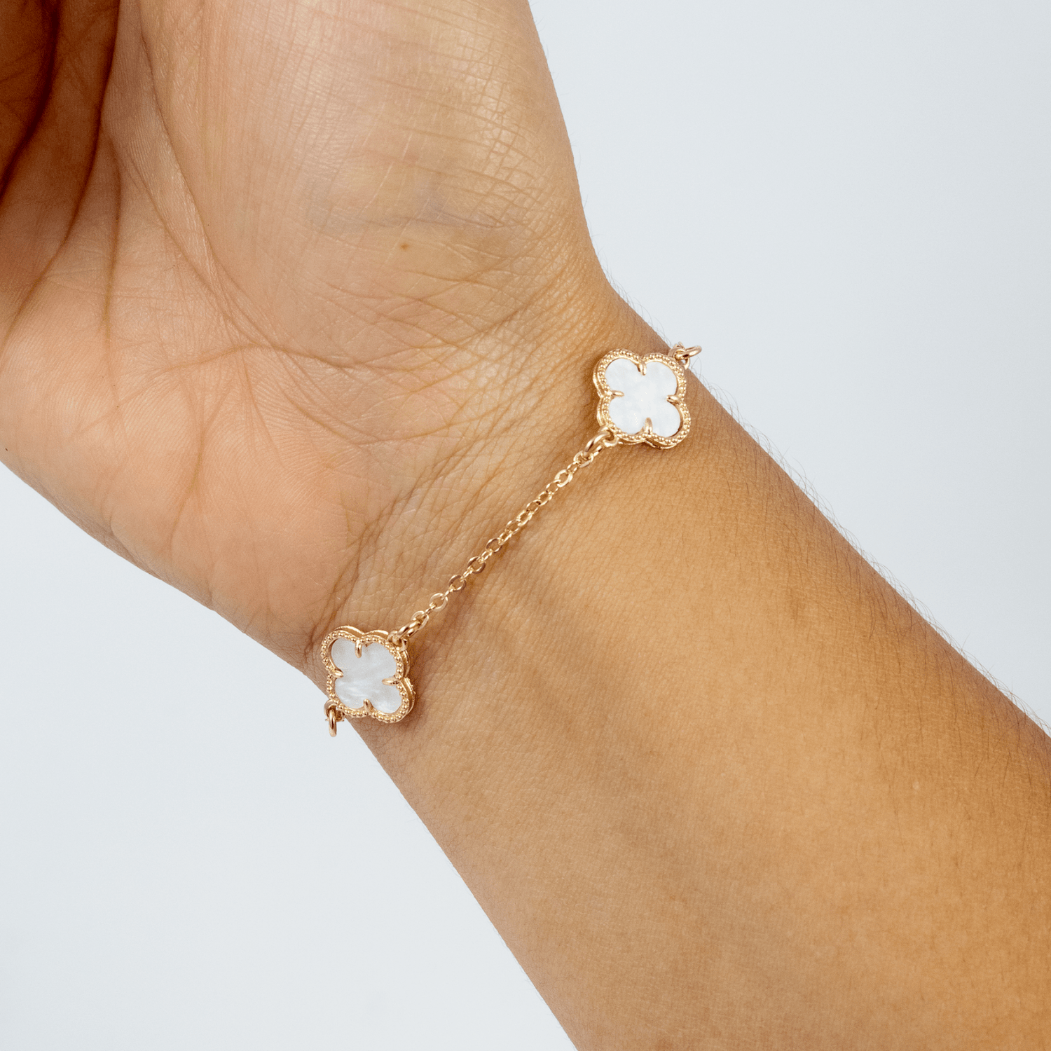 Pulsera Trebol VC Perlado 17mm - Vibrantto Joyas y Accesorios - OC56343