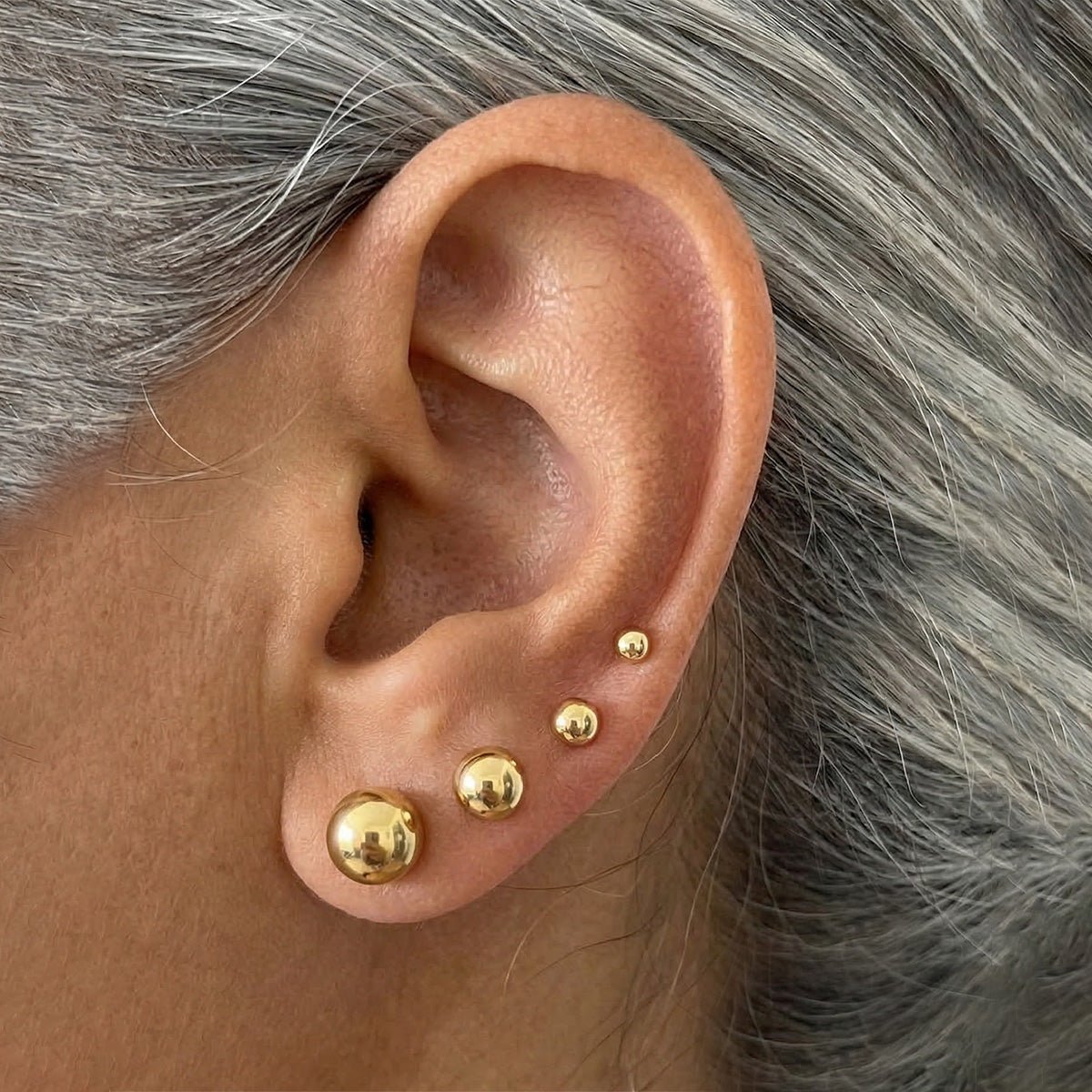 Set Aretes Balín - Vibrantto Joyería foto en uso 