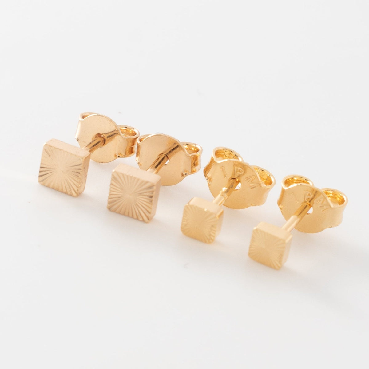 Set Topo Sol Cuadrado 3-4 mm - Vibrantto Joyas y Accesorios-T755-T754