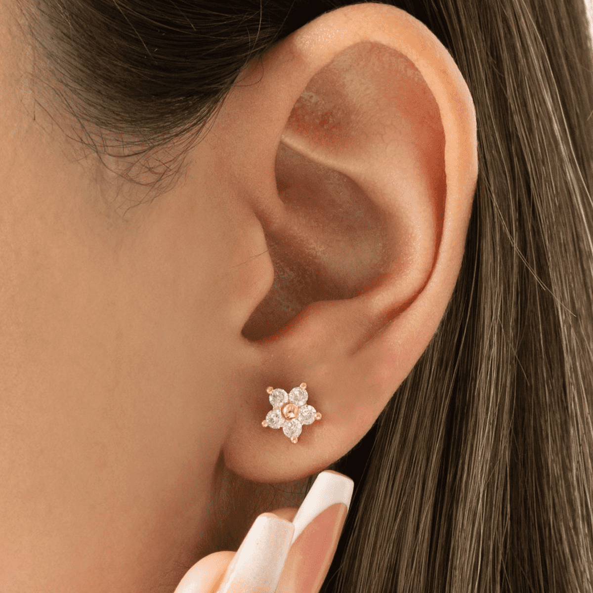 Arete Flor 5 circonias